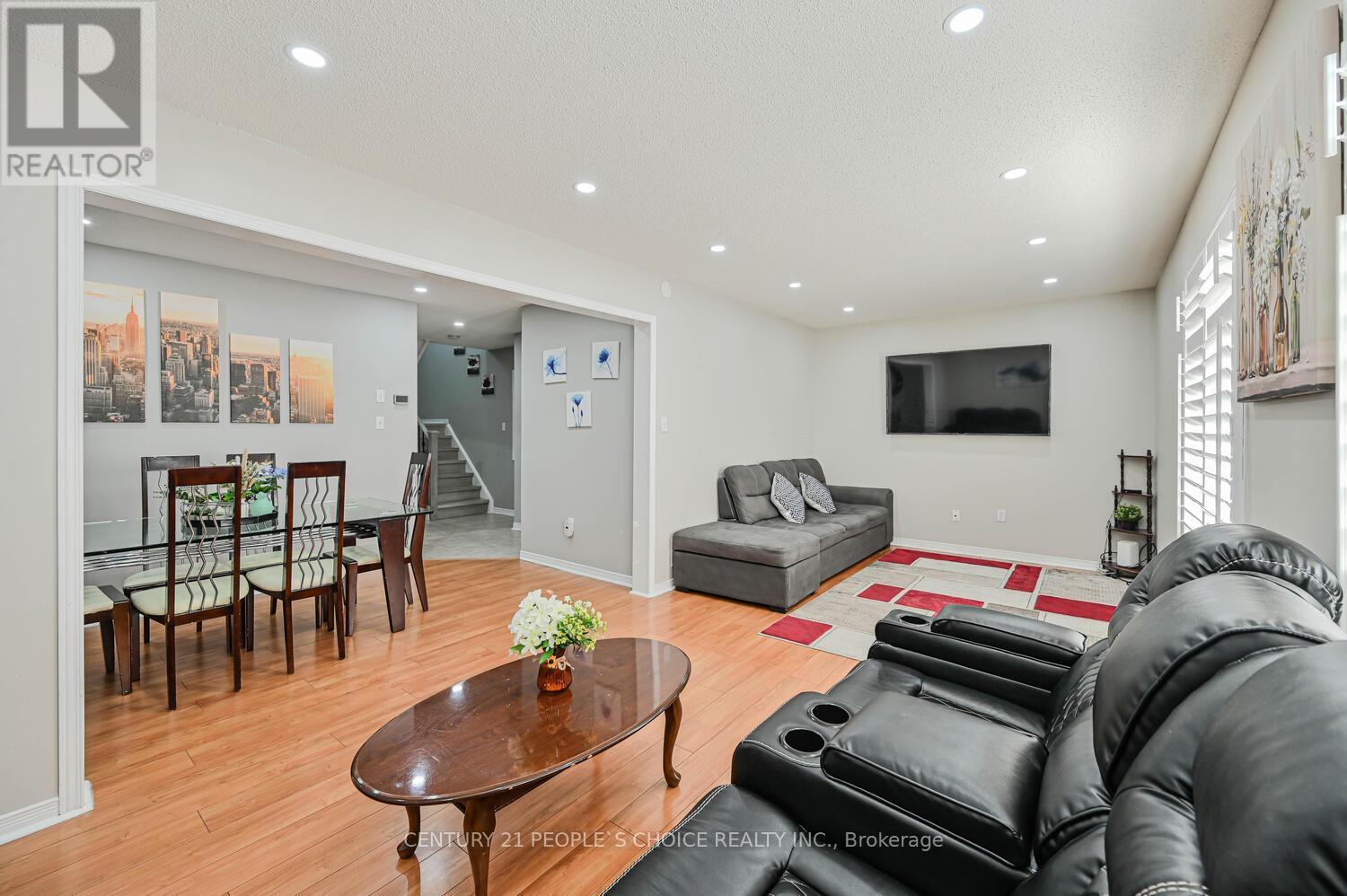 4 Domenico Crescent, Brampton, Ontario  L6P 1H5 - Photo 7 - W12216742