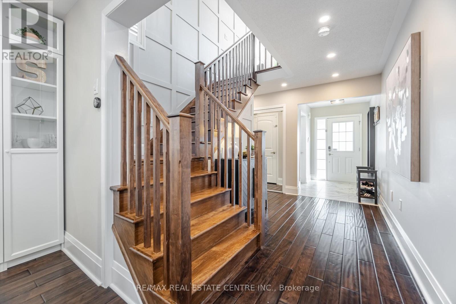 949 Rigo Crossing, Milton, Ontario  L9T 8C5 - Photo 17 - W12216760