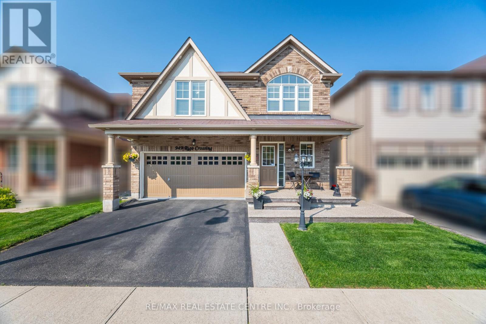 949 Rigo Crossing, Milton, Ontario  L9T 8C5 - Photo 2 - W12216760
