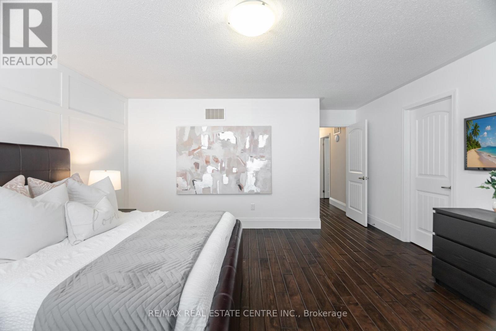 949 Rigo Crossing, Milton, Ontario  L9T 8C5 - Photo 22 - W12216760
