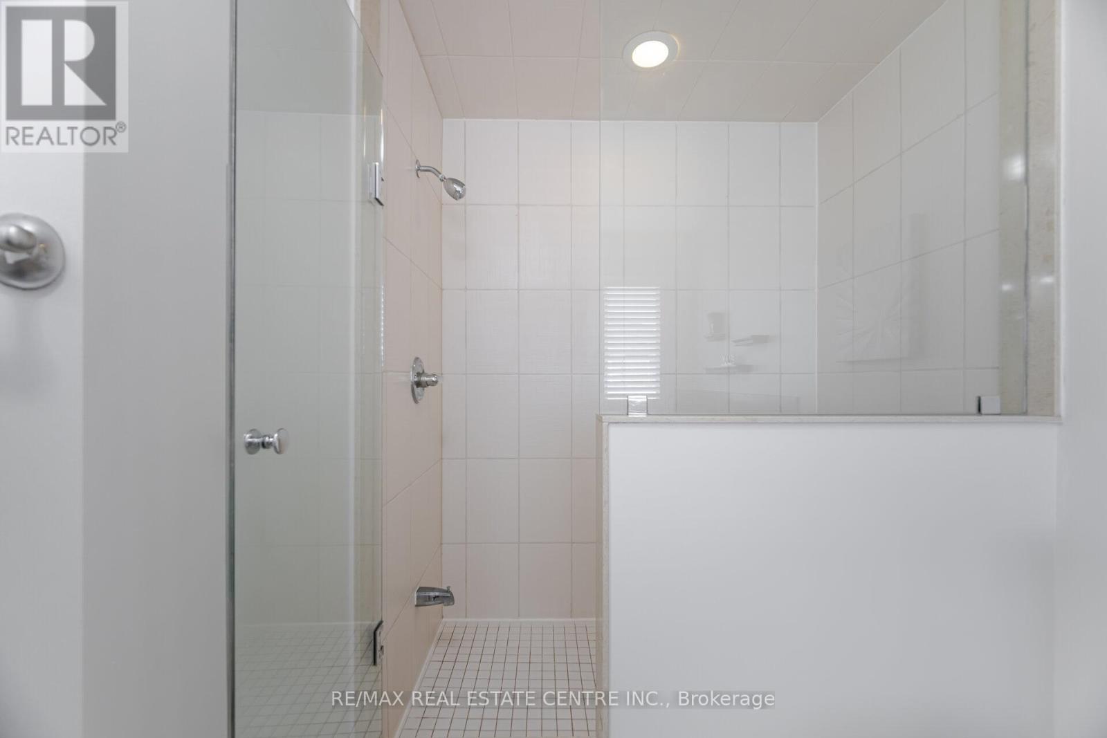 949 Rigo Crossing, Milton, Ontario  L9T 8C5 - Photo 24 - W12216760