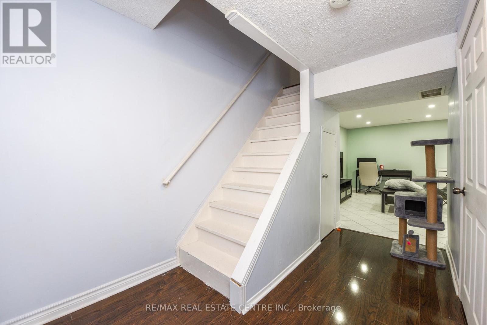 81 - 105 Hansen Road, Brampton, Ontario  L6V 3C9 - Photo 14 - W12216797