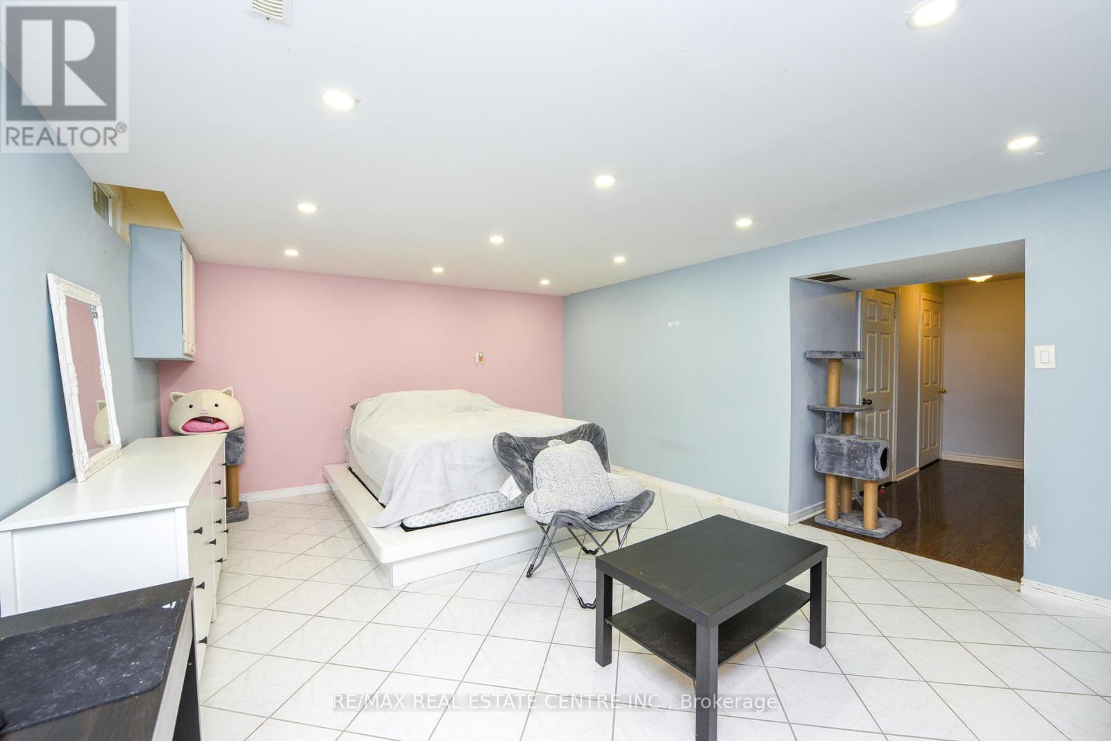 81 - 105 Hansen Road, Brampton, Ontario  L6V 3C9 - Photo 16 - W12216797