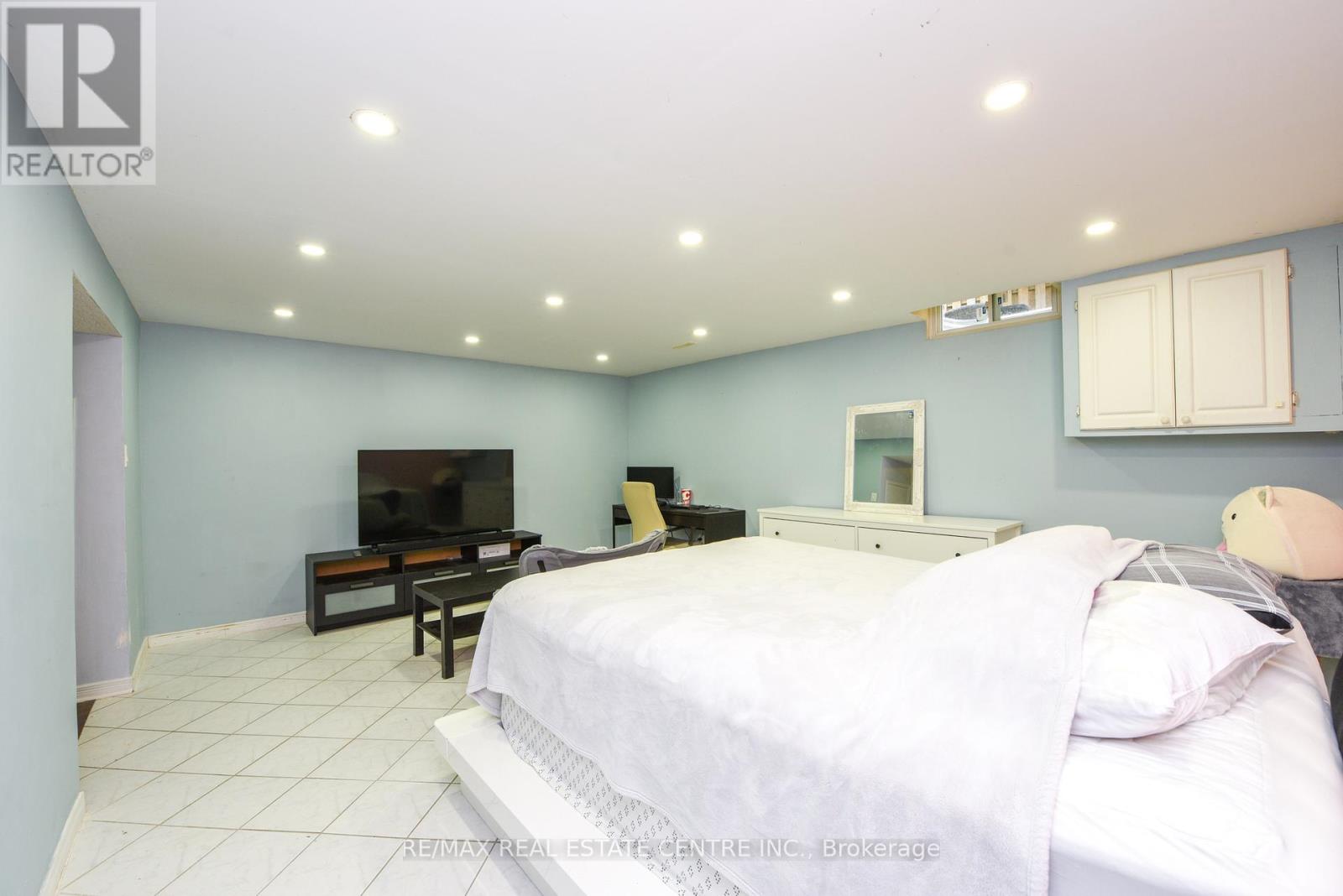 81 - 105 Hansen Road, Brampton, Ontario  L6V 3C9 - Photo 17 - W12216797