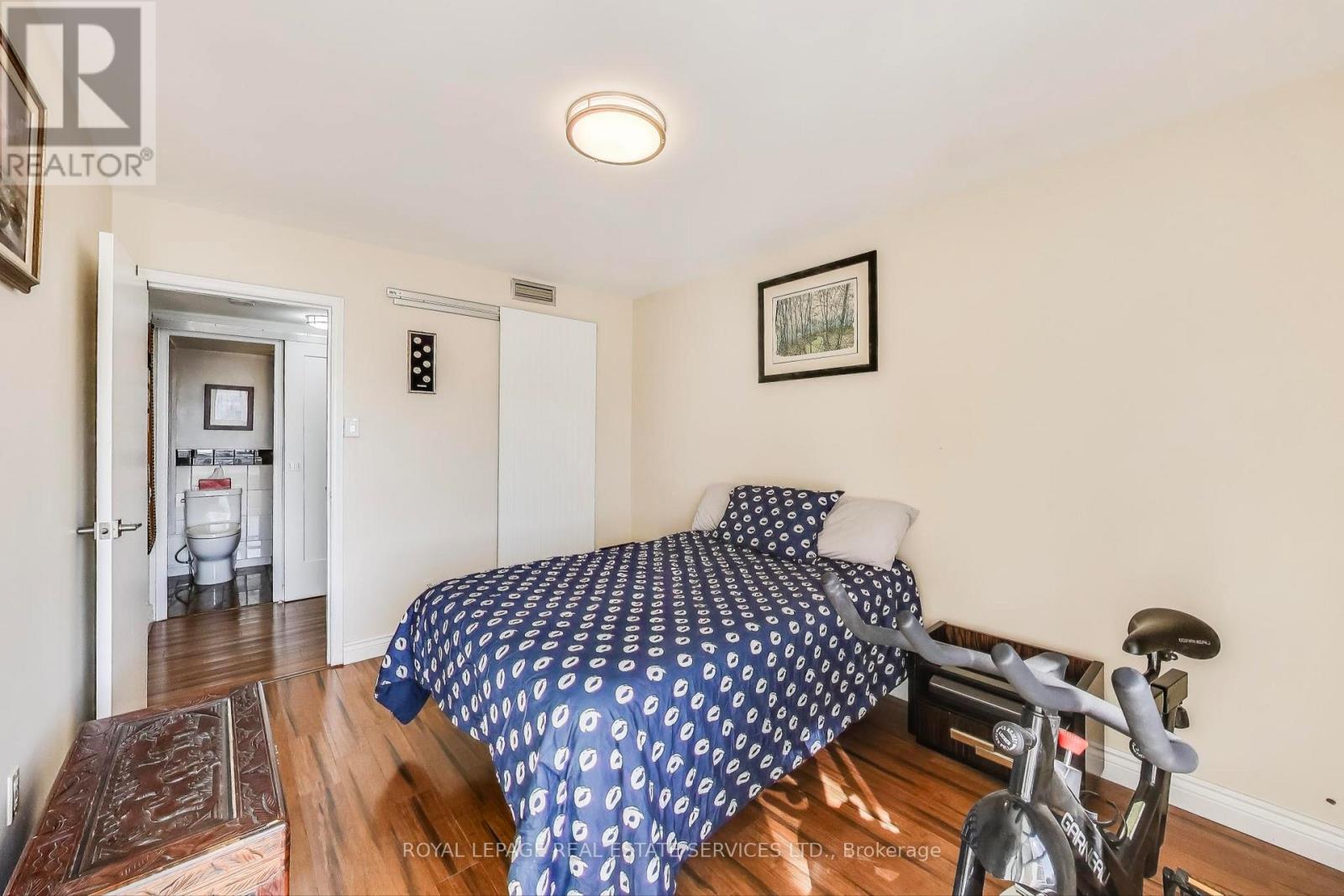 1008 - 44 Longbourne Drive, Toronto, Ontario  M9R 2M7 - Photo 20 - W12216800