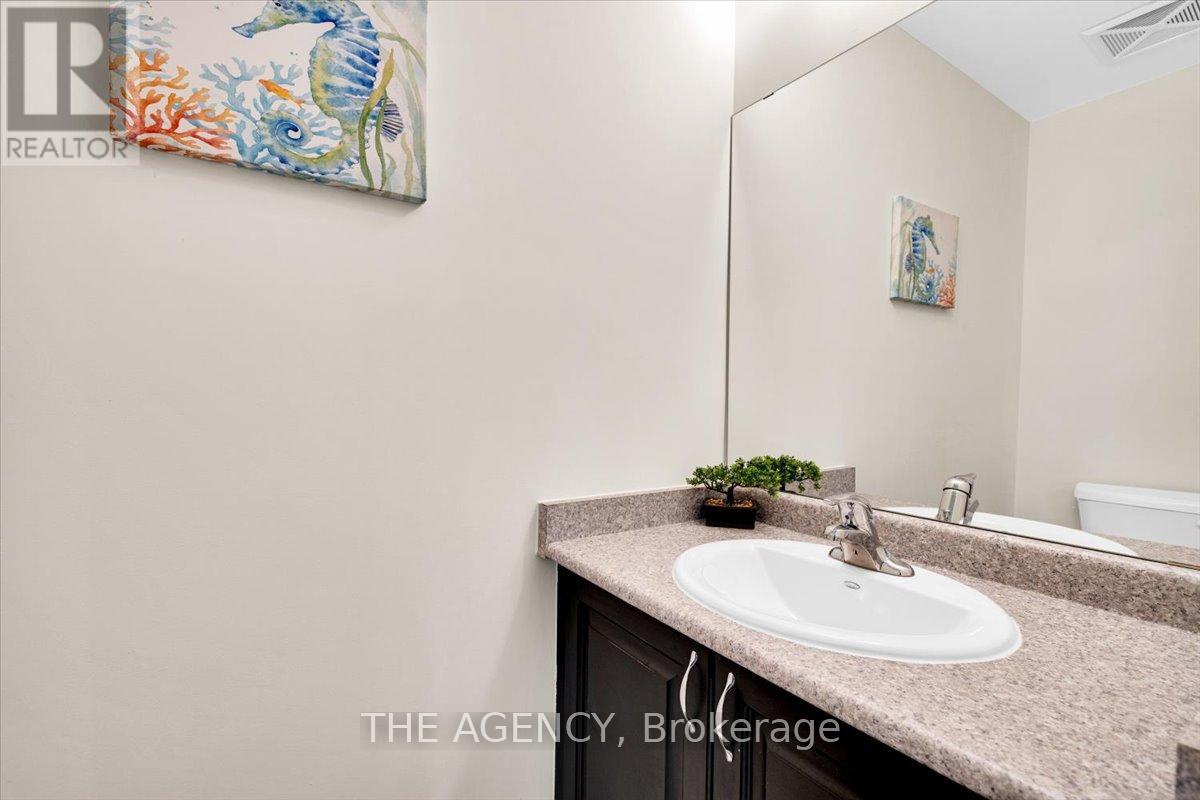 7 Forbes Avenue, Toronto (Keelesdale-Eglinton West), Ontario  M6M 0B5 - Photo 14 - W12216822