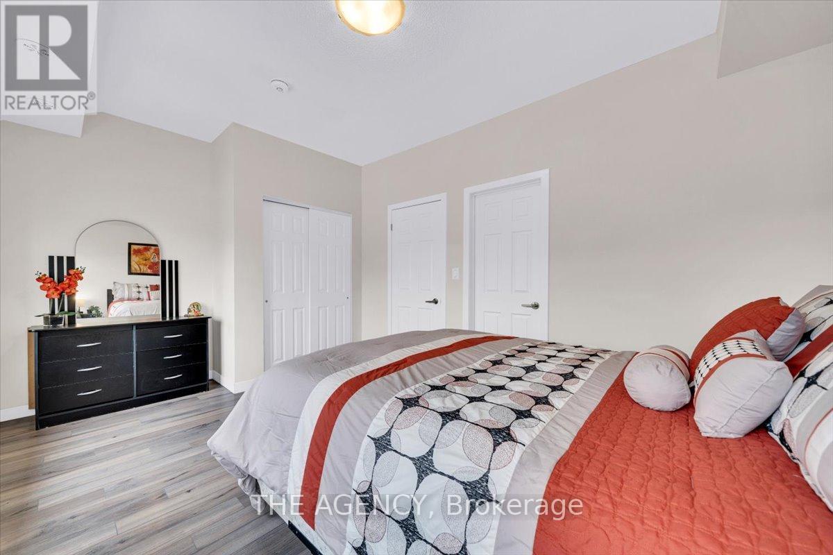 7 Forbes Avenue, Toronto (Keelesdale-Eglinton West), Ontario  M6M 0B5 - Photo 23 - W12216822
