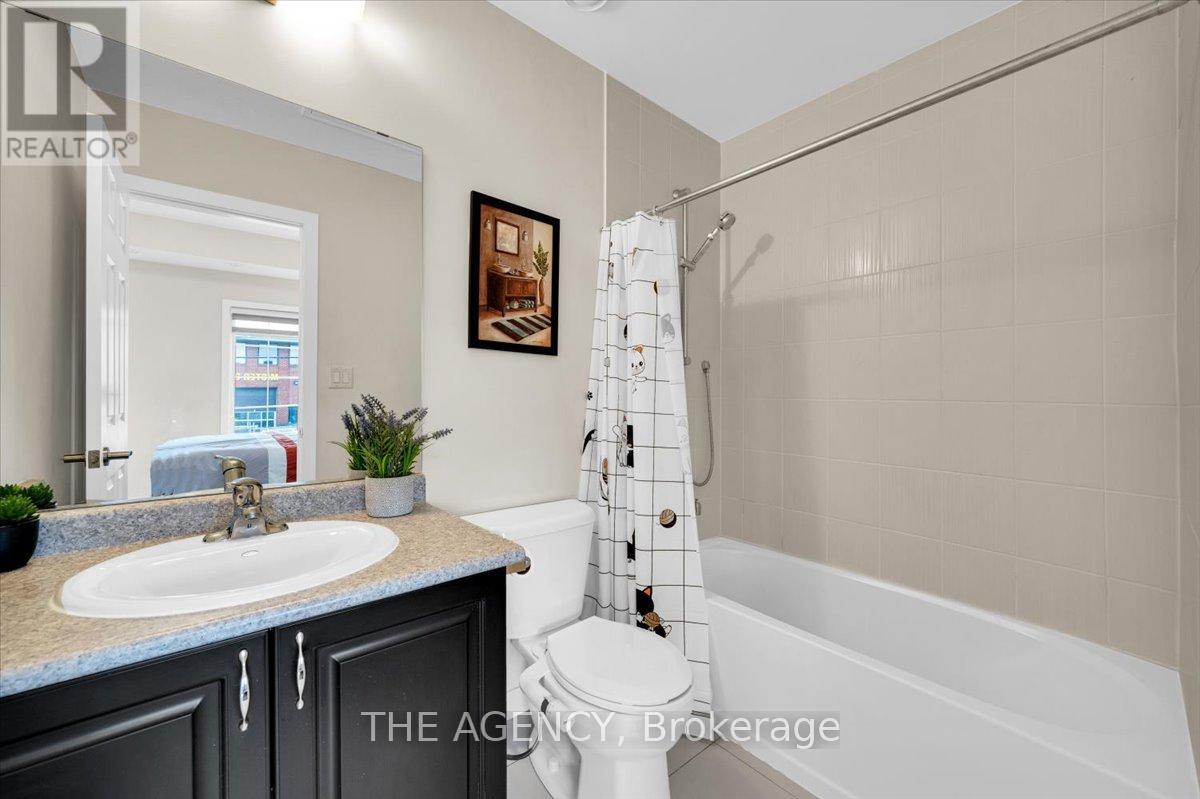 7 Forbes Avenue, Toronto (Keelesdale-Eglinton West), Ontario  M6M 0B5 - Photo 24 - W12216822