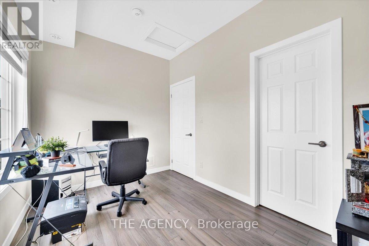 7 Forbes Avenue, Toronto (Keelesdale-Eglinton West), Ontario  M6M 0B5 - Photo 28 - W12216822