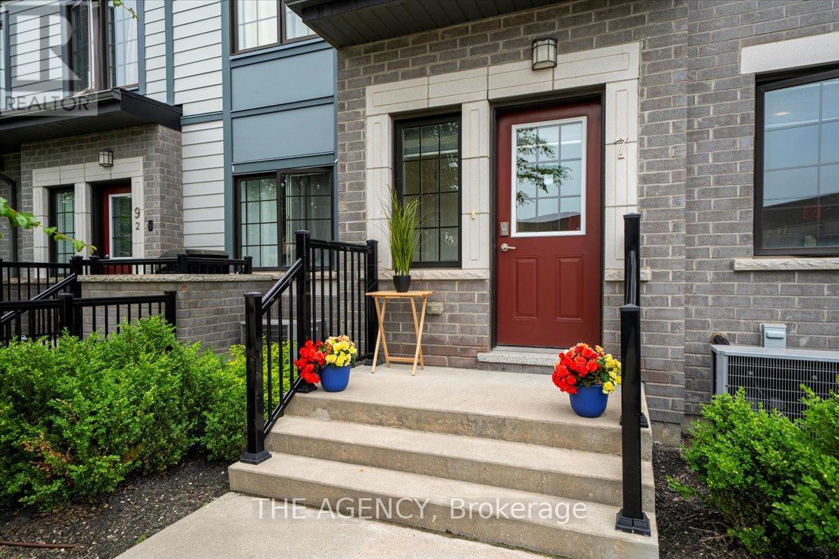 7 Forbes Avenue, Toronto (Keelesdale-Eglinton West), Ontario  M6M 0B5 - Photo 5 - W12216822