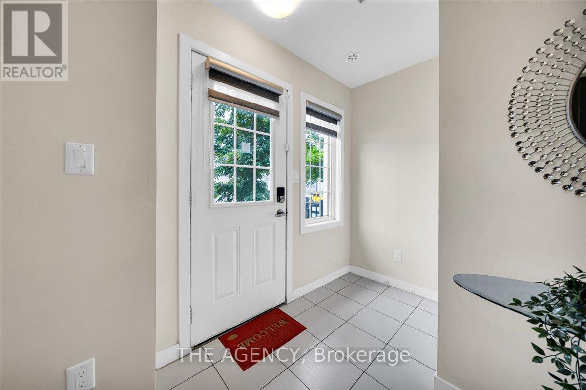 7 Forbes Avenue, Toronto (Keelesdale-Eglinton West), Ontario  M6M 0B5 - Photo 8 - W12216822