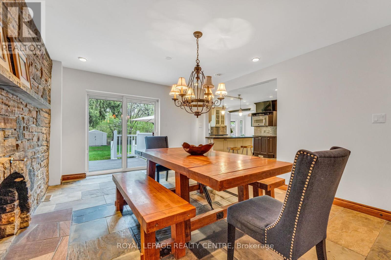 1593 Glenburnie Road, Mississauga, Ontario  L5G 3C9 - Photo 21 - W12216829