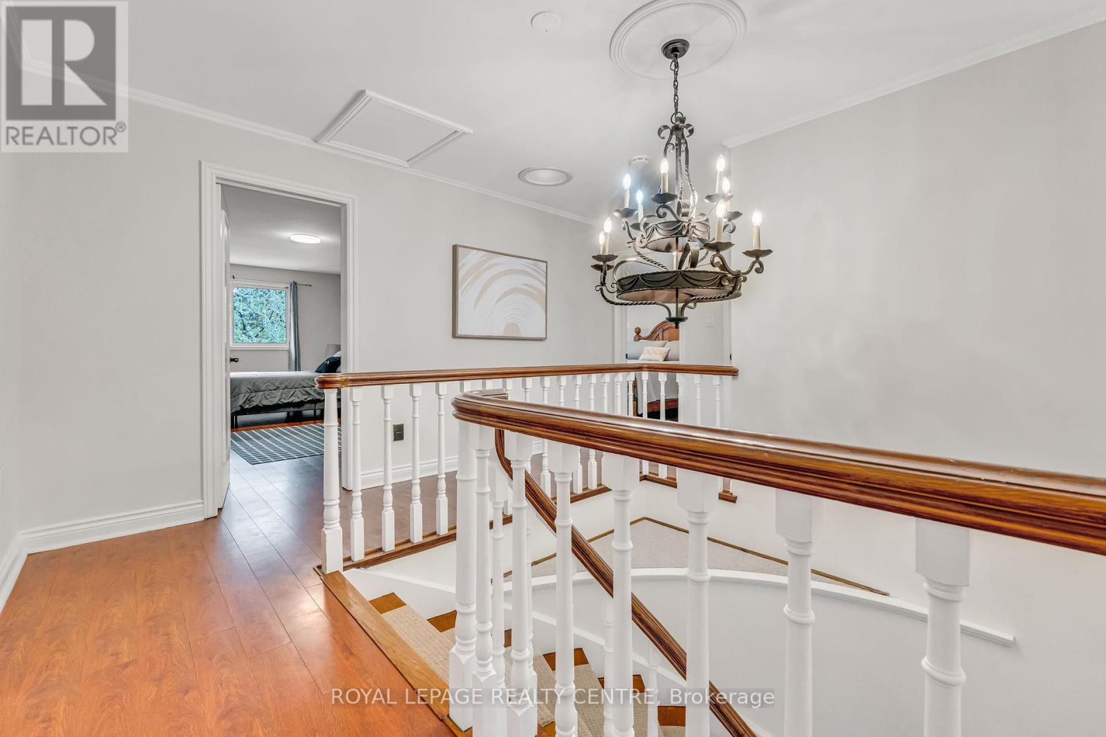 1593 Glenburnie Road, Mississauga, Ontario  L5G 3C9 - Photo 24 - W12216829