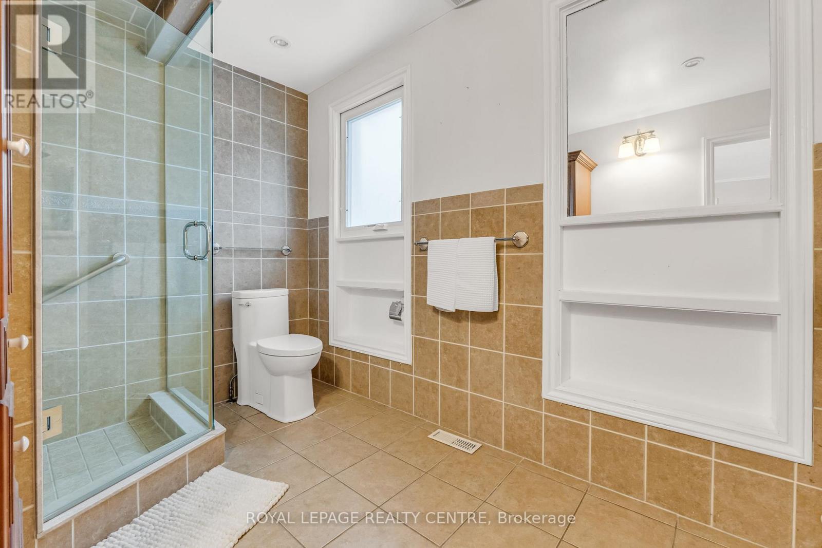 1593 Glenburnie Road, Mississauga, Ontario  L5G 3C9 - Photo 25 - W12216829