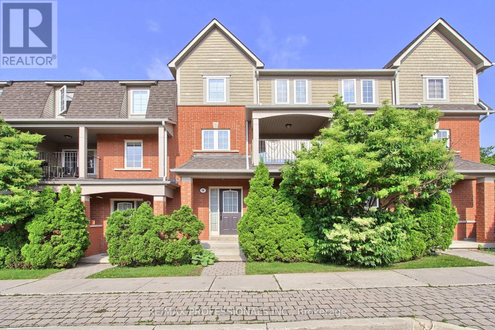 9 - 2320 PARKHAVEN BOULEVARD, Oakville, Ontario