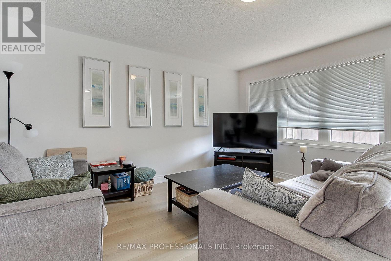 9 - 2320 Parkhaven Boulevard, Oakville, Ontario  L6H 7S2 - Photo 10 - W12216843