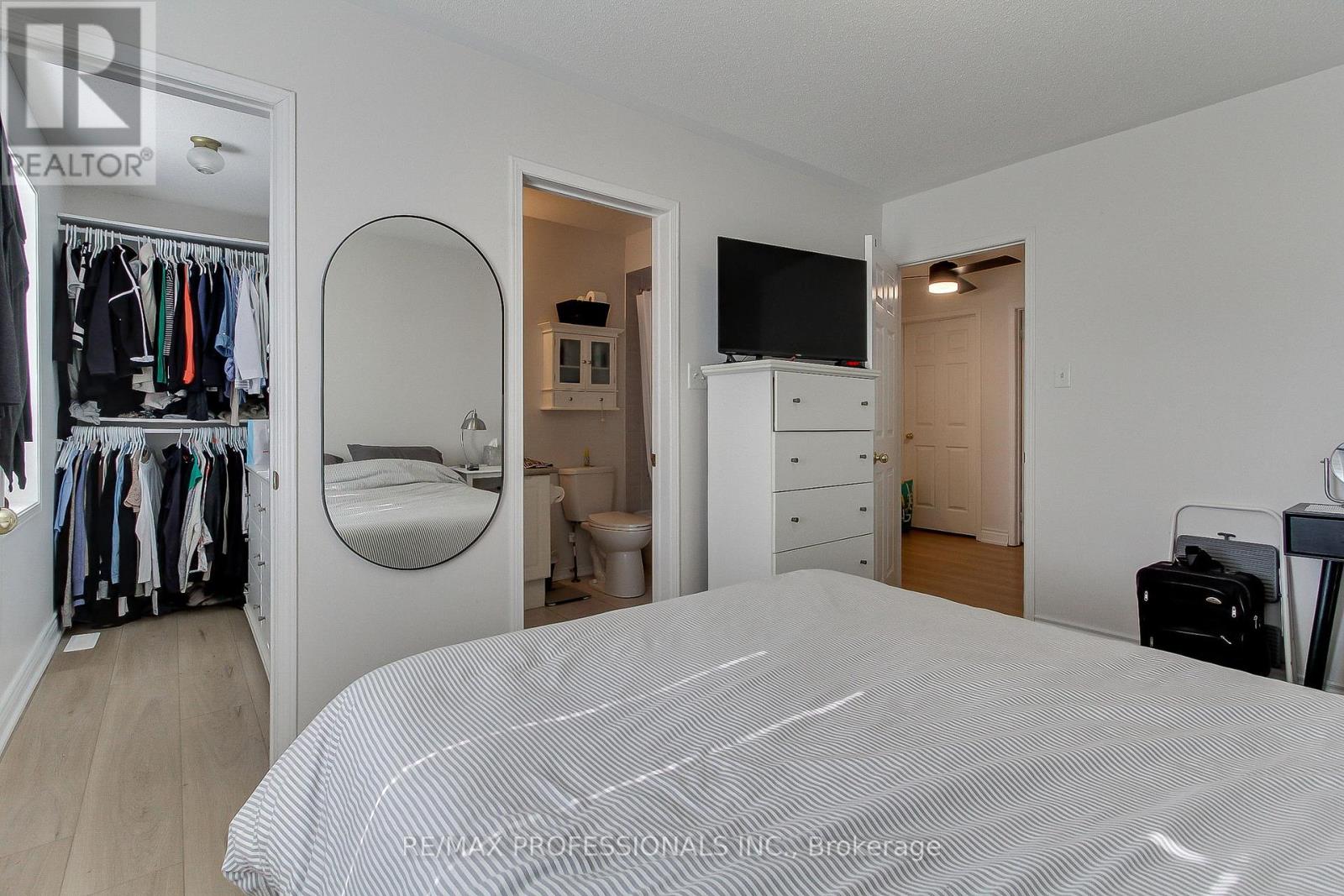 9 - 2320 Parkhaven Boulevard, Oakville, Ontario  L6H 7S2 - Photo 22 - W12216843