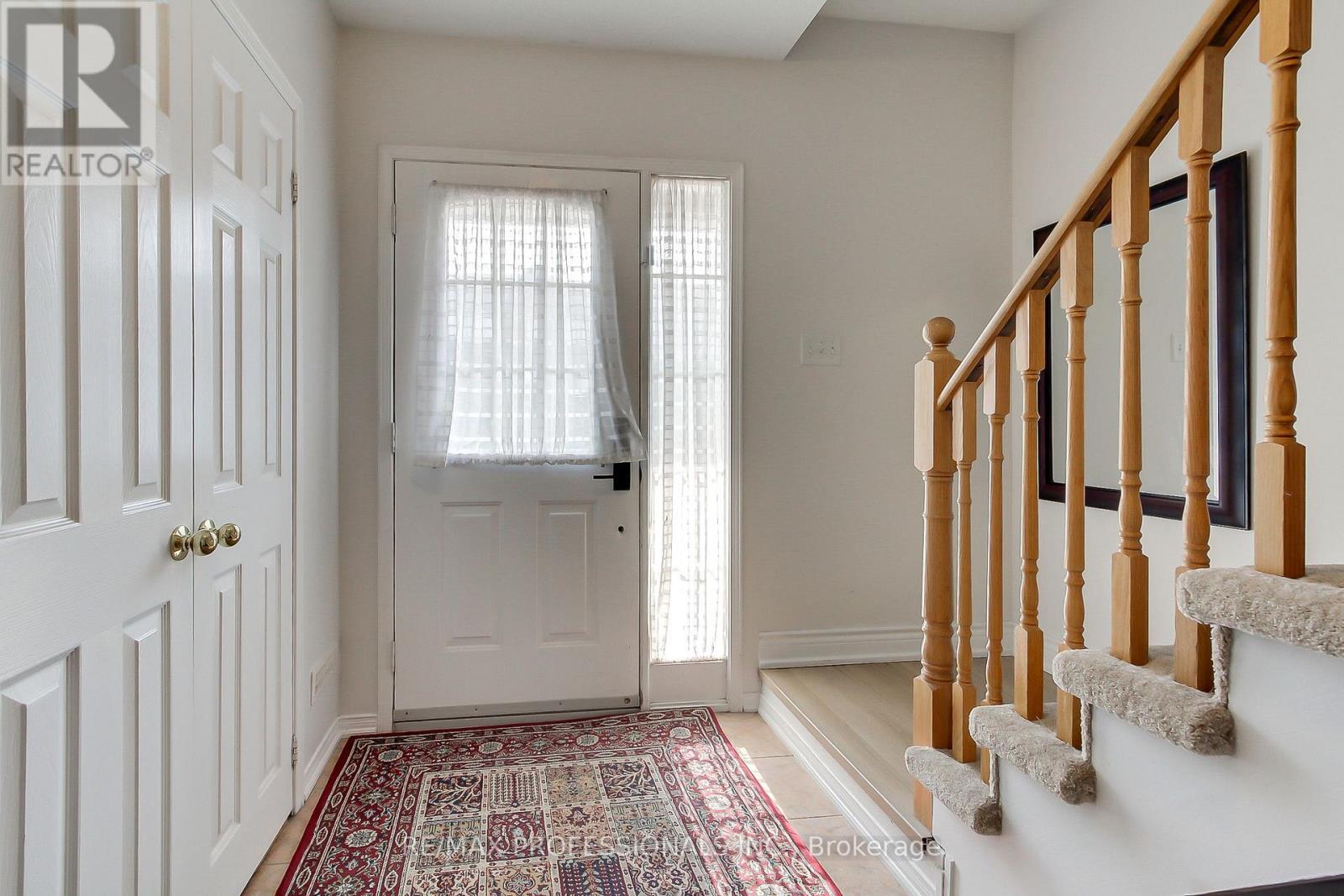 9 - 2320 Parkhaven Boulevard, Oakville, Ontario  L6H 7S2 - Photo 7 - W12216843