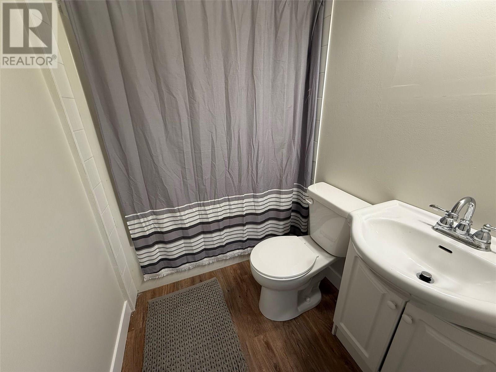 8127 Donaldson Drive, Grand Forks, British Columbia  V0H 1H2 - Photo 8 - 10352059