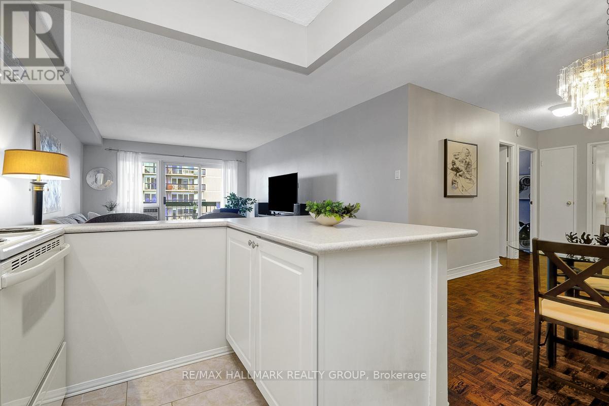 1005 - 158a Mcarthur Avenue, Ottawa, Ontario  K1L 8E7 - Photo 18 - X12216102