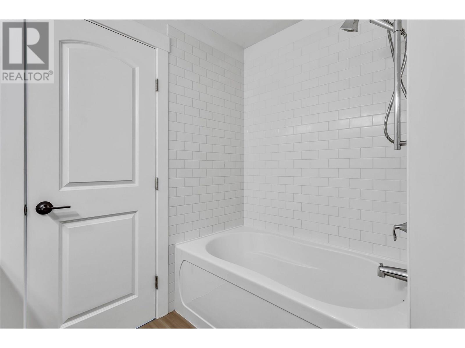 1651 Lynrick Road Unit# 114, Kelowna, British Columbia  V1P 1R4 - Photo 29 - 10350313