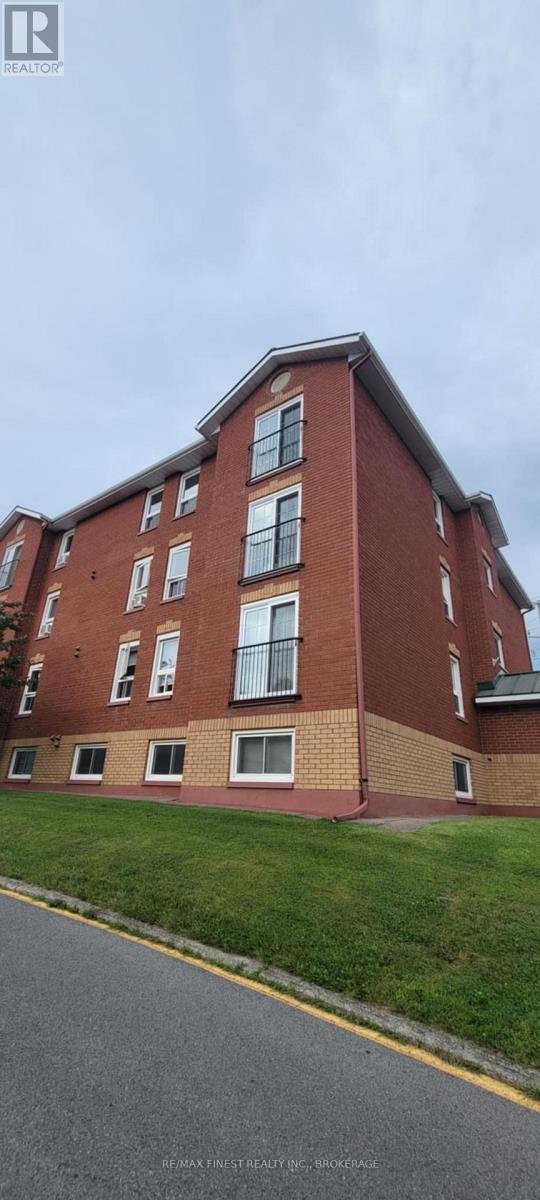 404 - 550 Talbot Place N, Gananoque, Ontario  K7R 3C6 - Photo 16 - X12217119