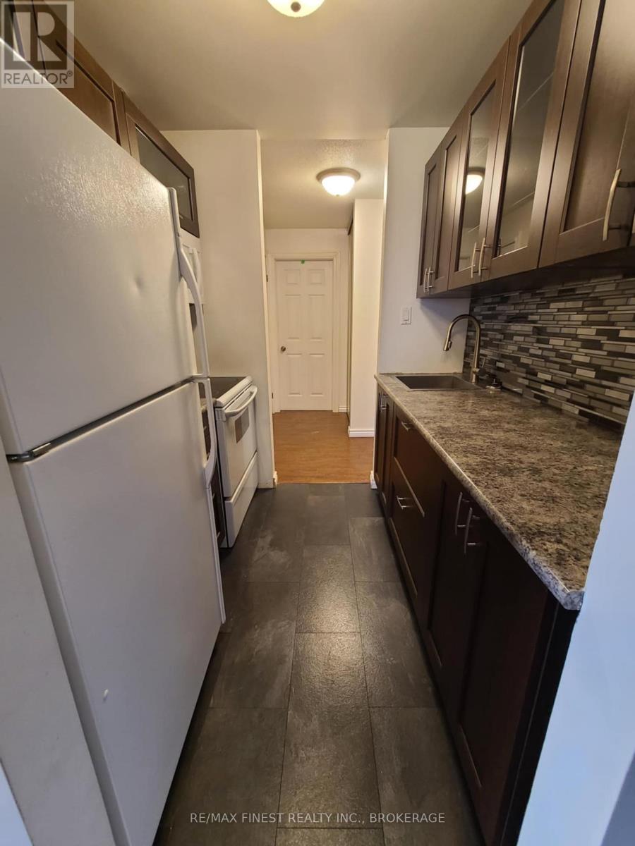 404 - 550 Talbot Place N, Gananoque, Ontario  K7R 3C6 - Photo 6 - X12217119