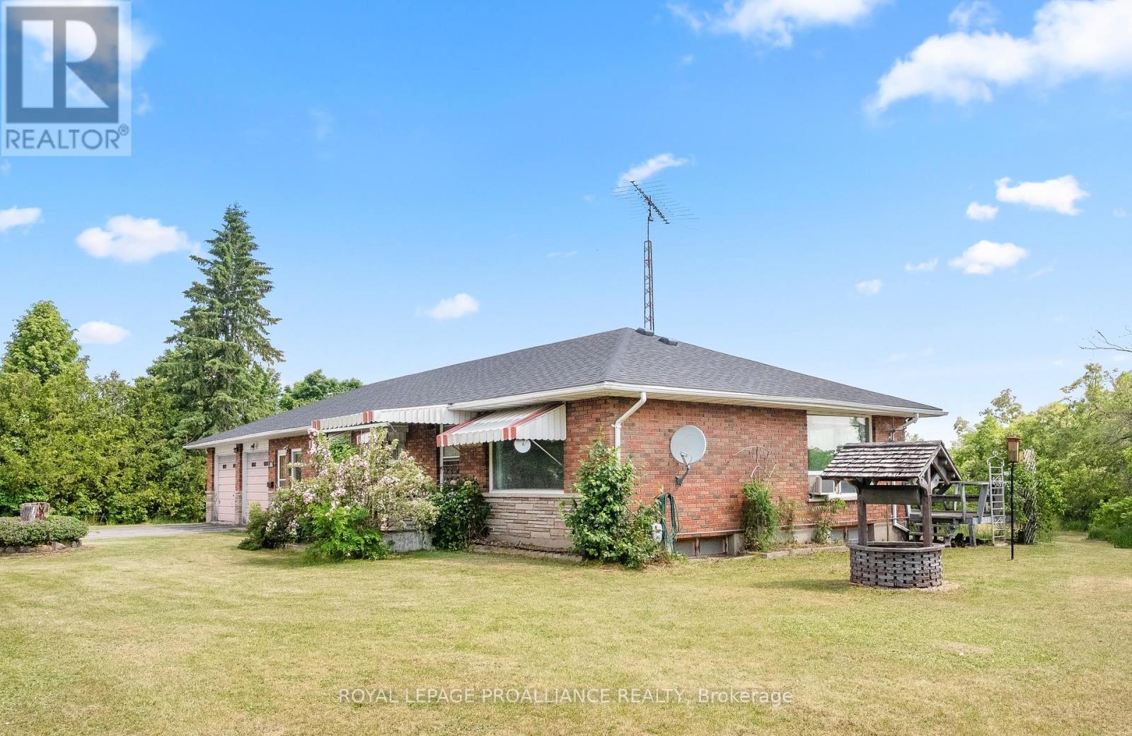 42 Elizabeth Street, Trent Hills (Hastings), Ontario  K0L 1Y0 - Photo 2 - X12217113