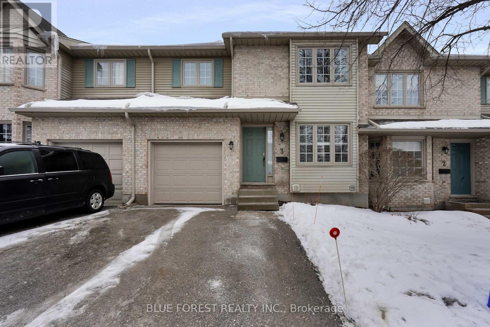 3 - 410 Ambleside Drive