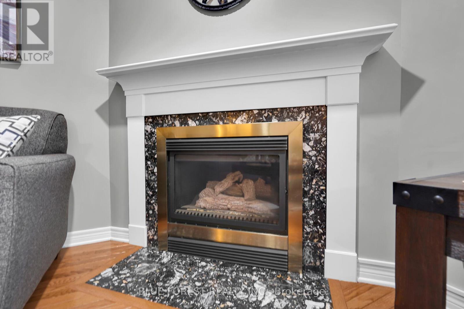 3 - 410 Ambleside Drive, London North (North A), Ontario  N6G 4Y3 - Photo 5 - X12217100