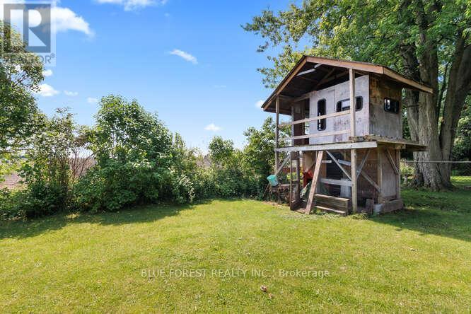 112 Elgin Avenue, Southwest Middlesex (Glencoe), Ontario  N0L 1M0 - Photo 36 - X12217149