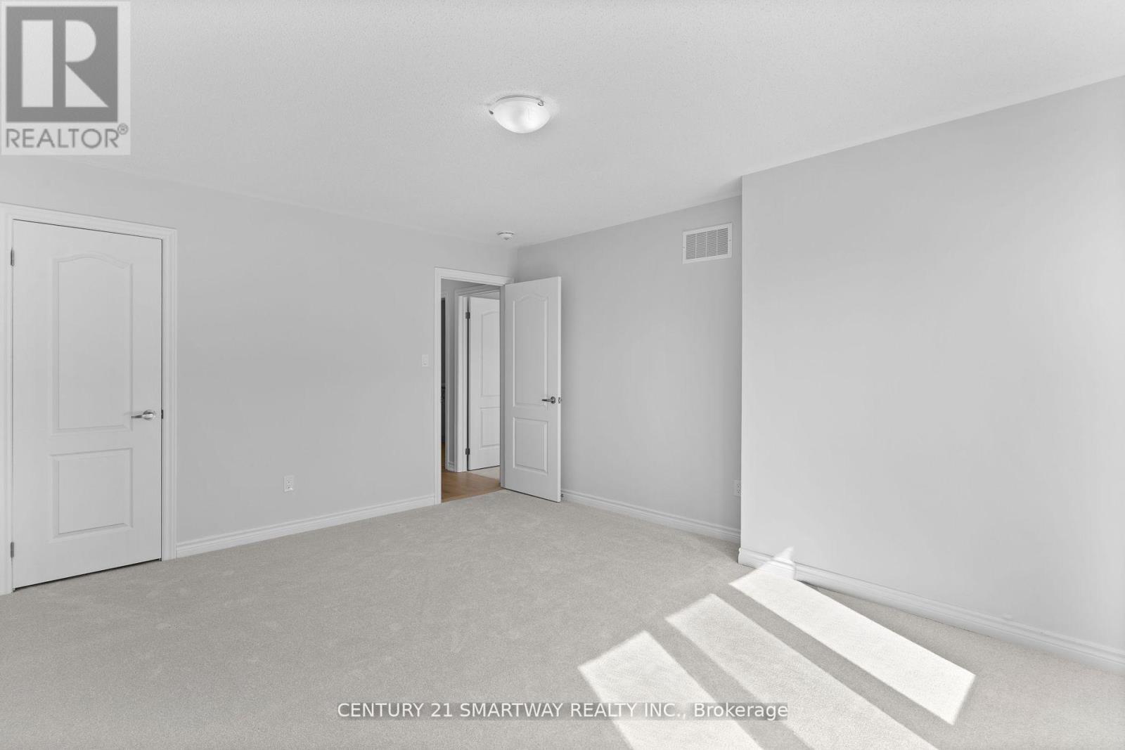 46 Huntsworth Avenue, Thorold, Ontario  L2V 5G7 - Photo 20 - X12216731