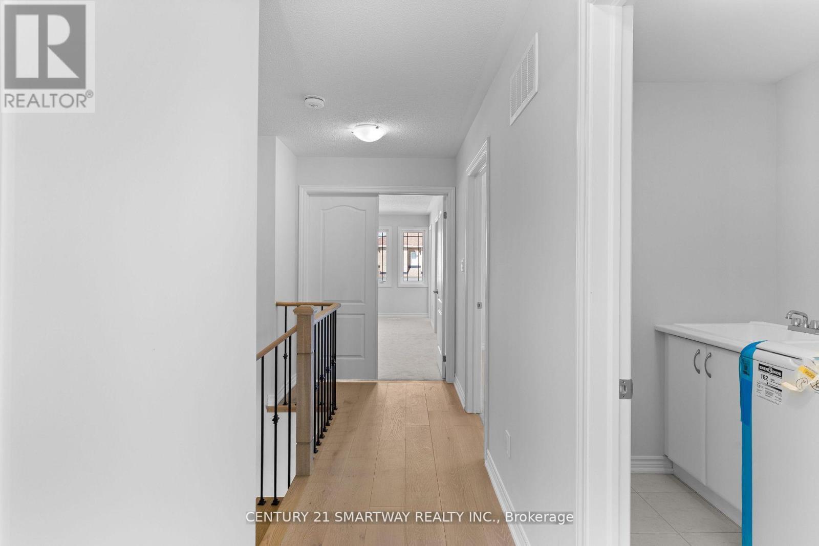 46 Huntsworth Avenue, Thorold, Ontario  L2V 5G7 - Photo 24 - X12216731