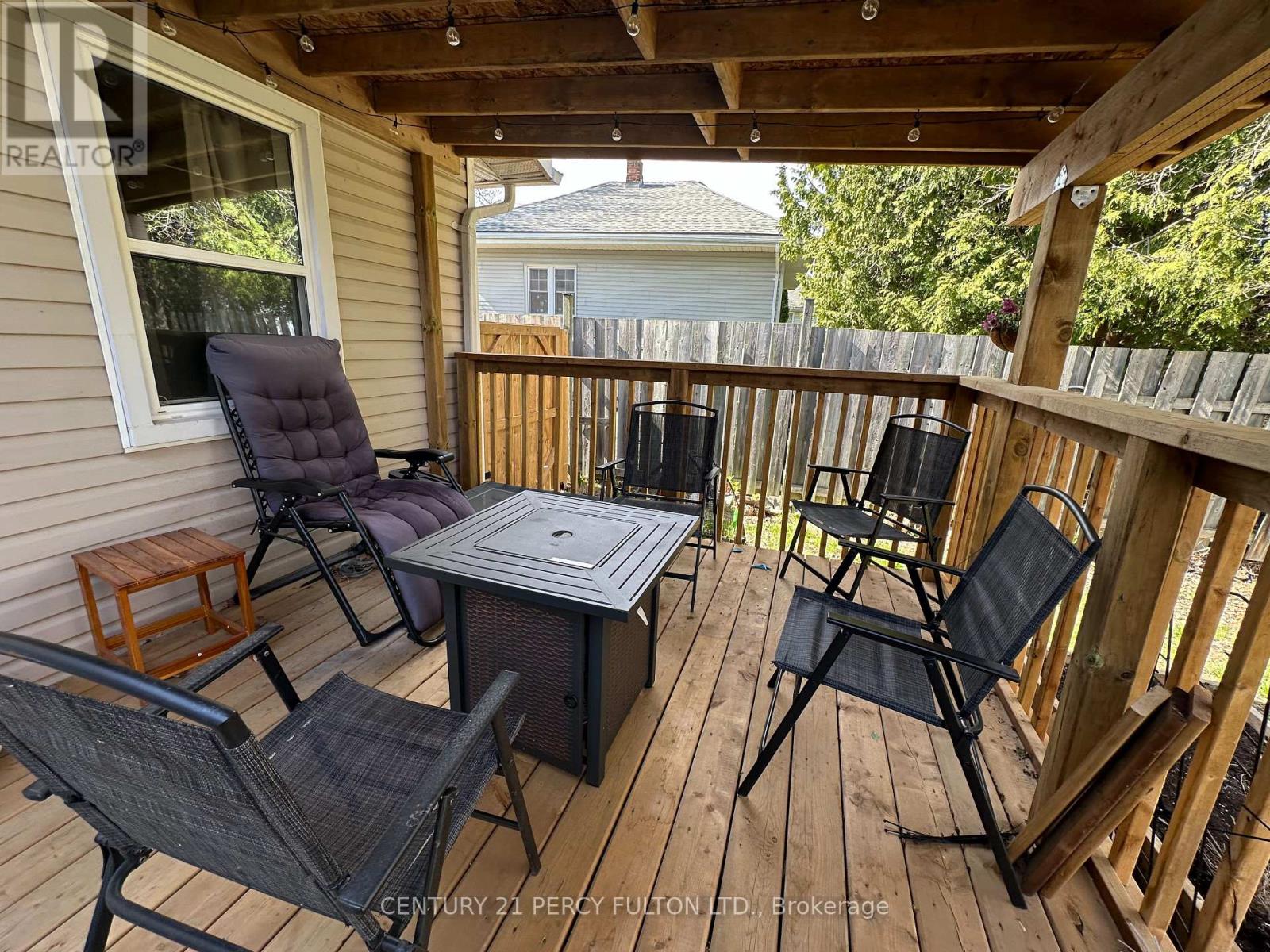 19 Pelham Street, Quinte West, Ontario  K8V 5A8 - Photo 19 - X12216795