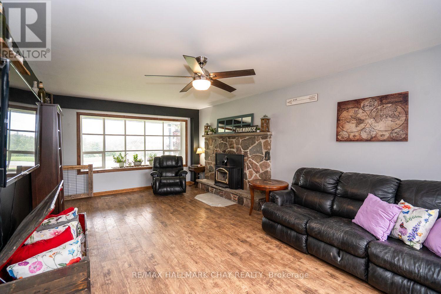 405191 Grey County Road 4 Road, Grey Highlands, Ontario  N0C 1K0 - Photo 16 - X12216810