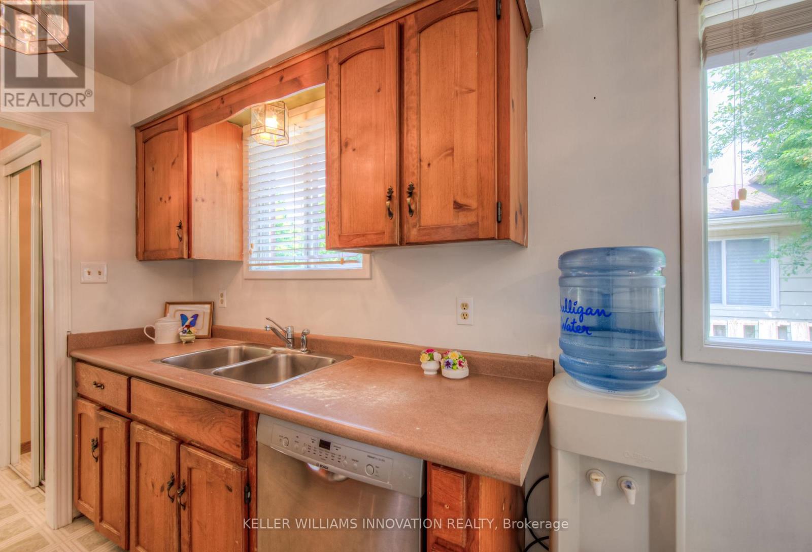 459 Drummerhill Crescent, Waterloo, Ontario  N2T 1G3 - Photo 16 - X12216811