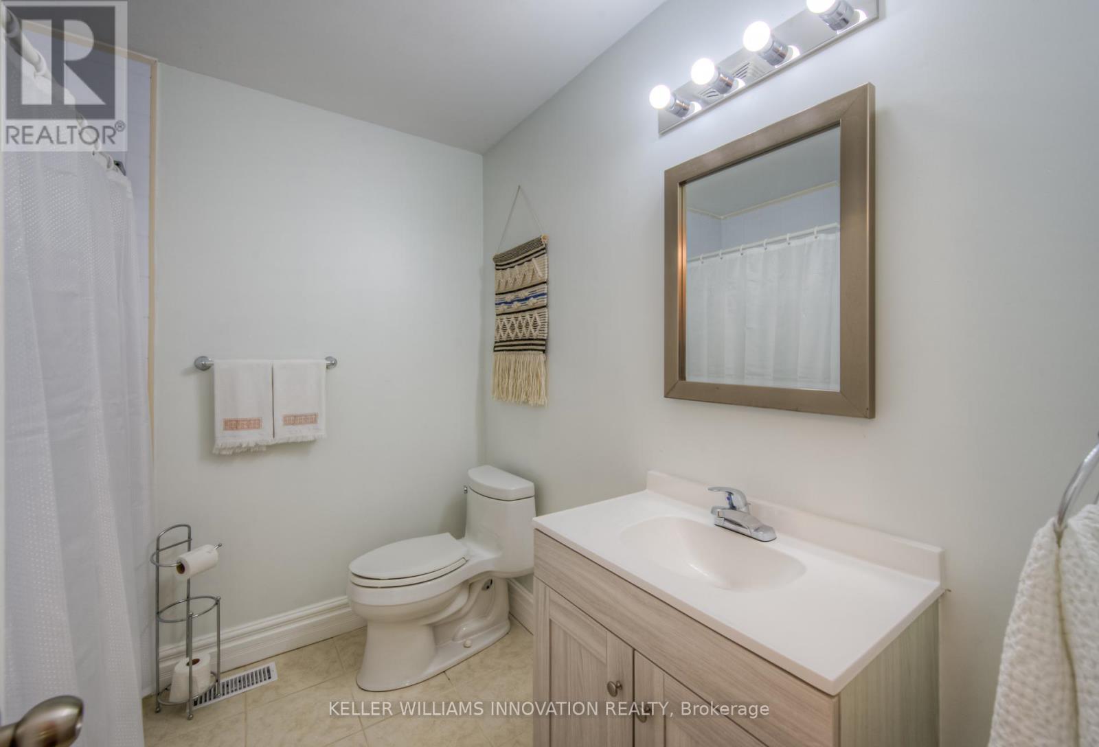 459 Drummerhill Crescent, Waterloo, Ontario  N2T 1G3 - Photo 24 - X12216811