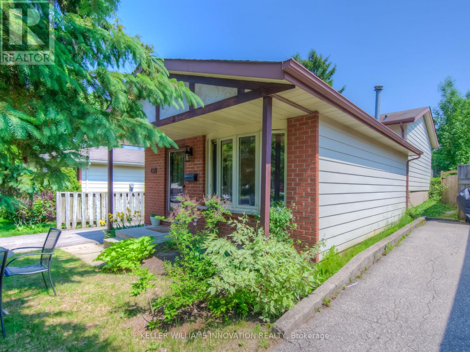 459 Drummerhill Crescent, Waterloo, Ontario  N2T 1G3 - Photo 5 - X12216811