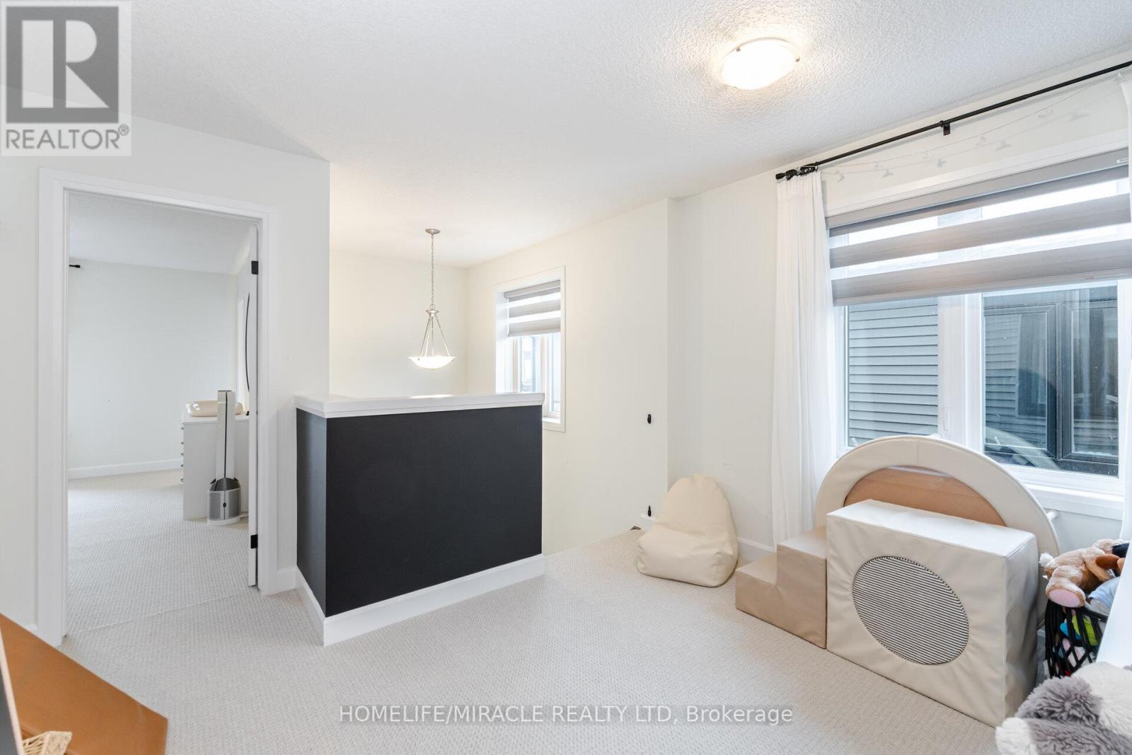 14 Southam Lane, Hamilton, Ontario  L9C 0E9 - Photo 20 - X12216814