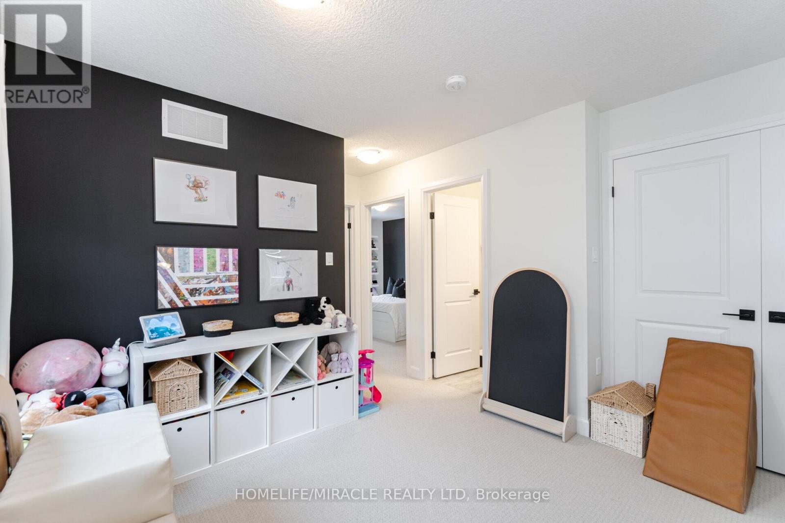 14 Southam Lane, Hamilton, Ontario  L9C 0E9 - Photo 21 - X12216814