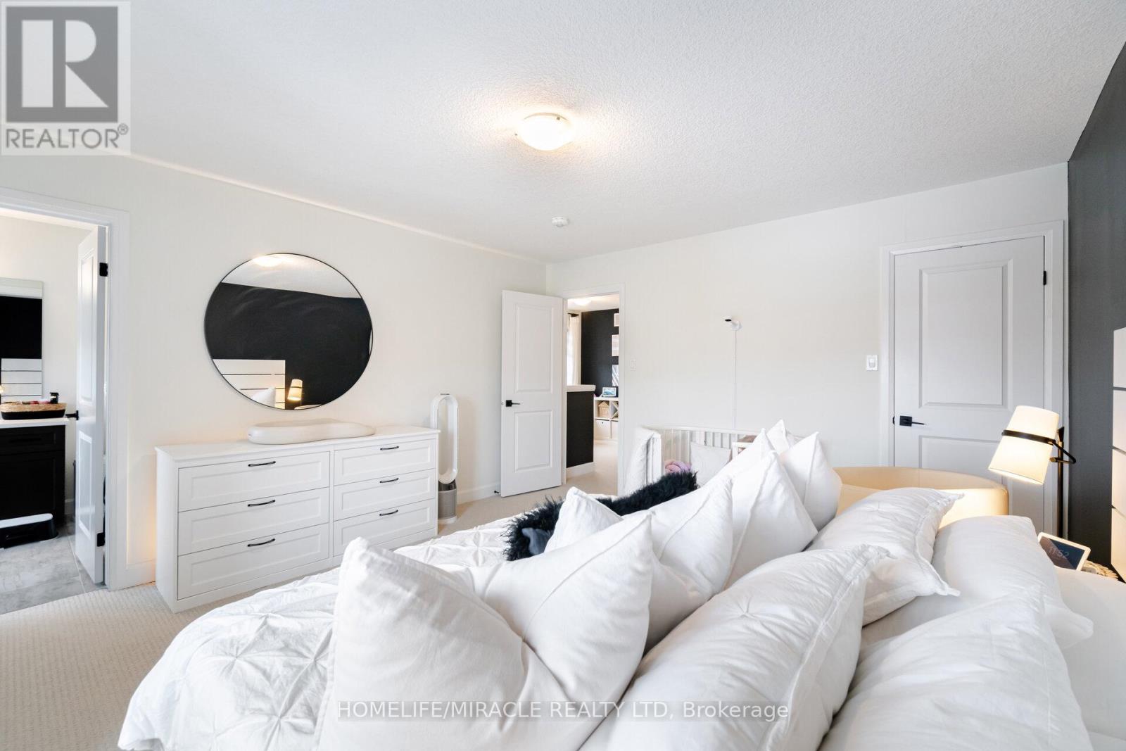 14 Southam Lane, Hamilton, Ontario  L9C 0E9 - Photo 24 - X12216814