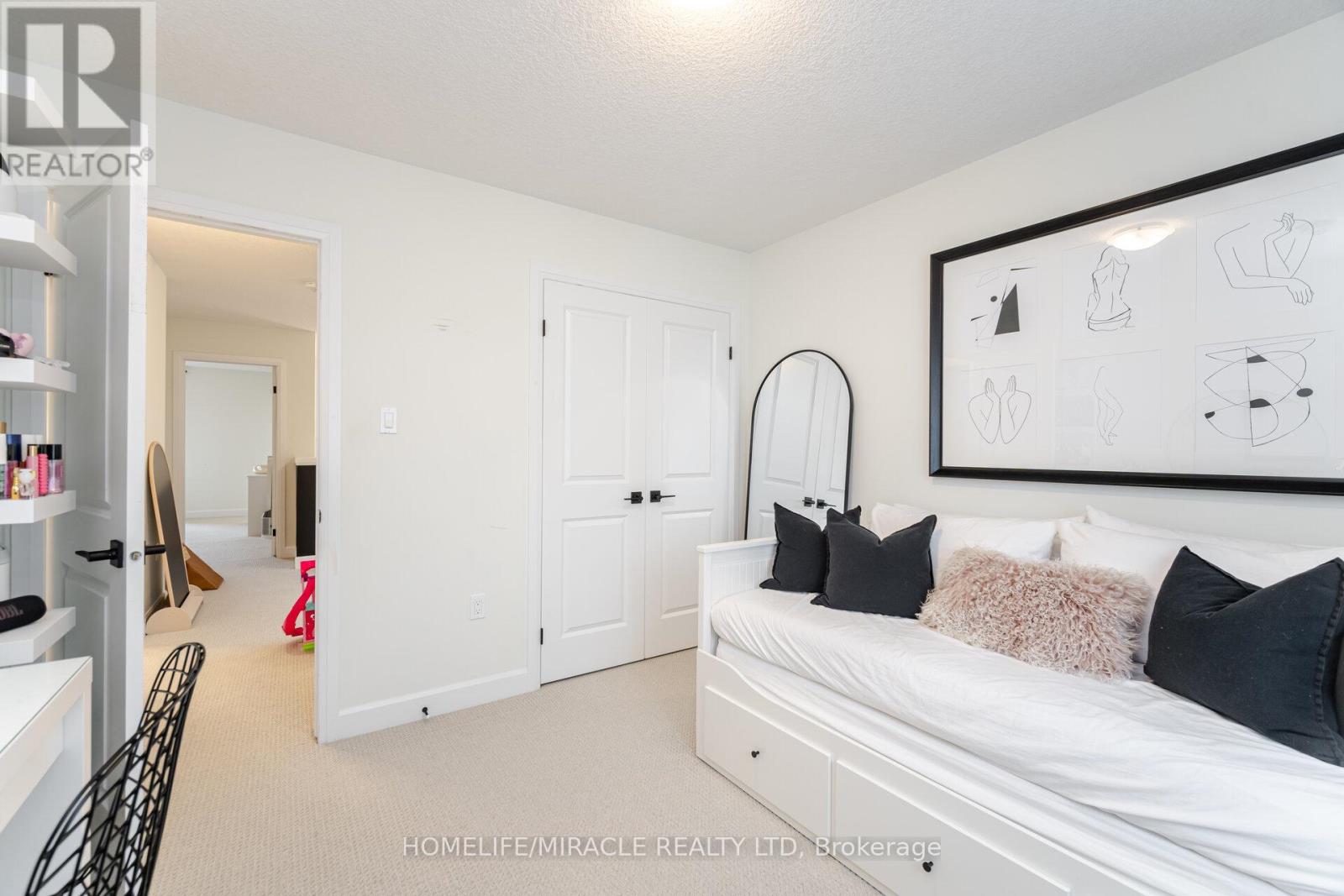 14 Southam Lane, Hamilton, Ontario  L9C 0E9 - Photo 29 - X12216814
