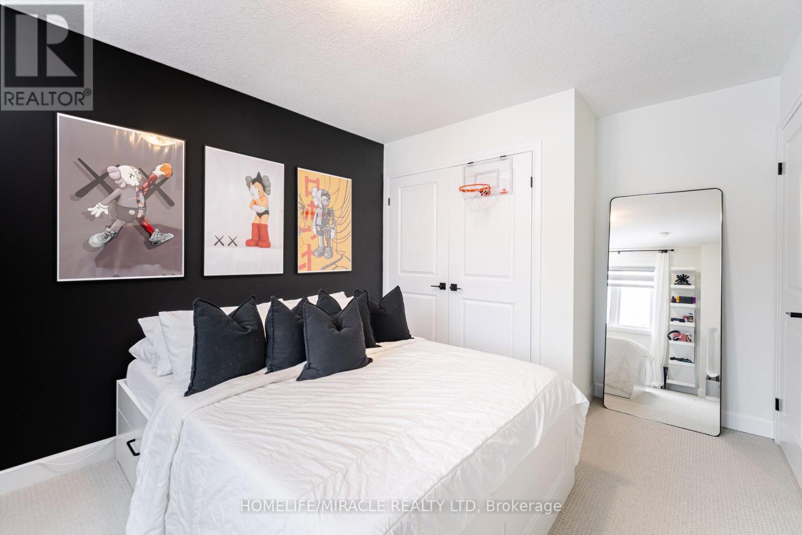 14 Southam Lane, Hamilton, Ontario  L9C 0E9 - Photo 31 - X12216814