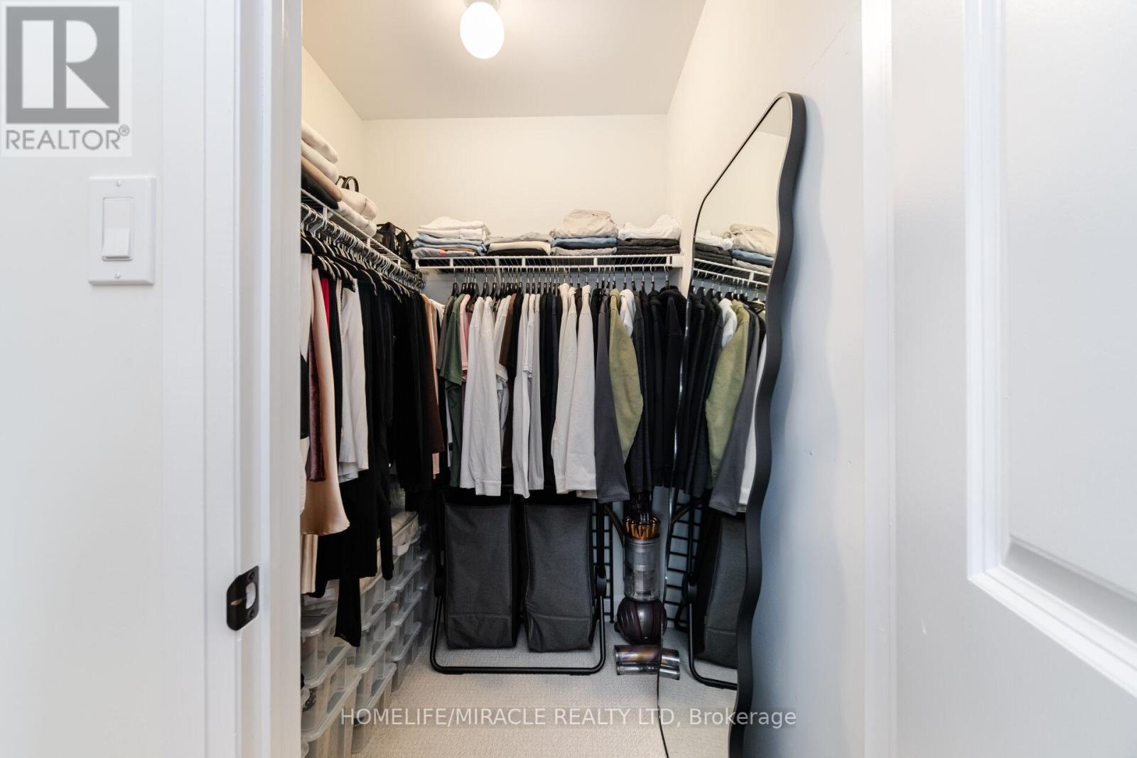 14 Southam Lane, Hamilton, Ontario  L9C 0E9 - Photo 39 - X12216814