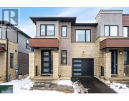 14 SOUTHAM LANE, Hamilton, Ontario