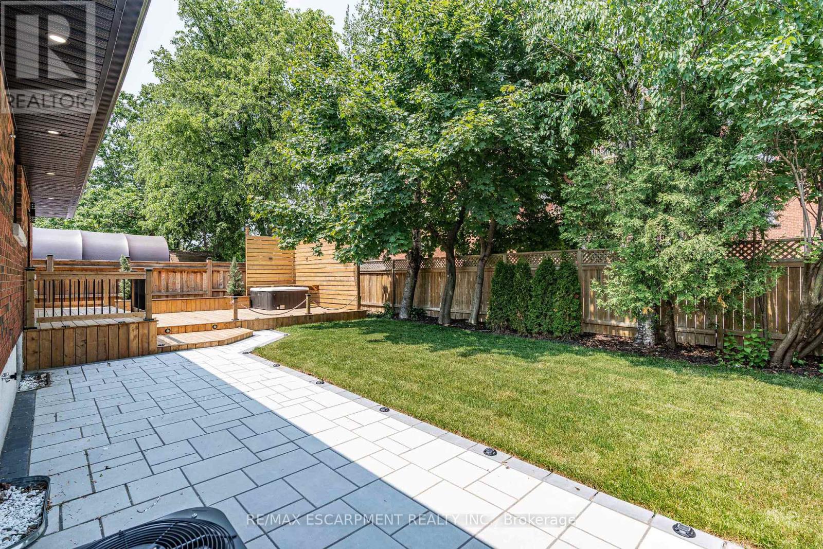 15 Hardale Crescent, Hamilton, Ontario  L8T 1X7 - Photo 40 - X12216841