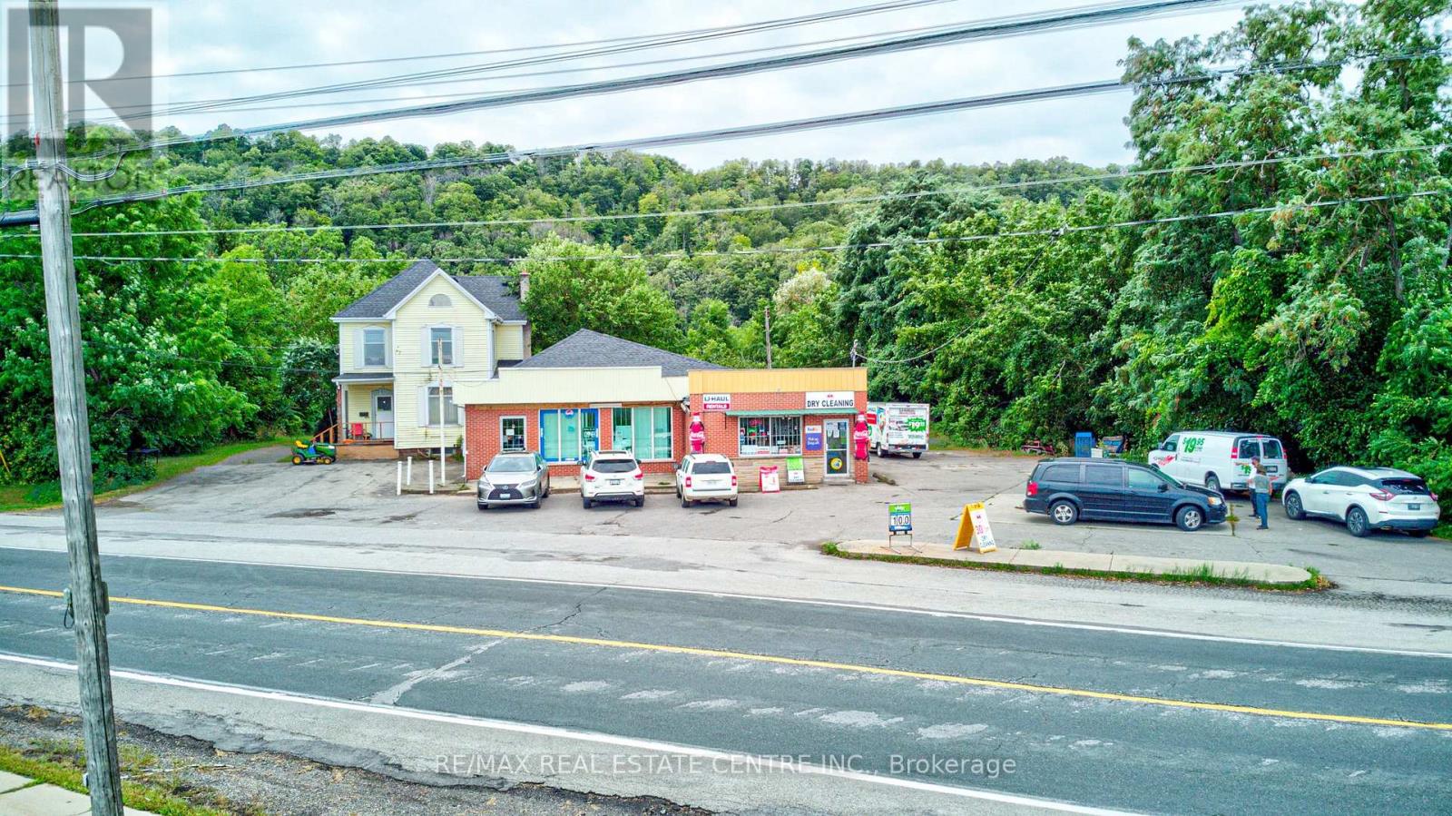 407-409 Main Street W, Grimsby, Ontario  L3M 1T1 - Photo 3 - X12216861
