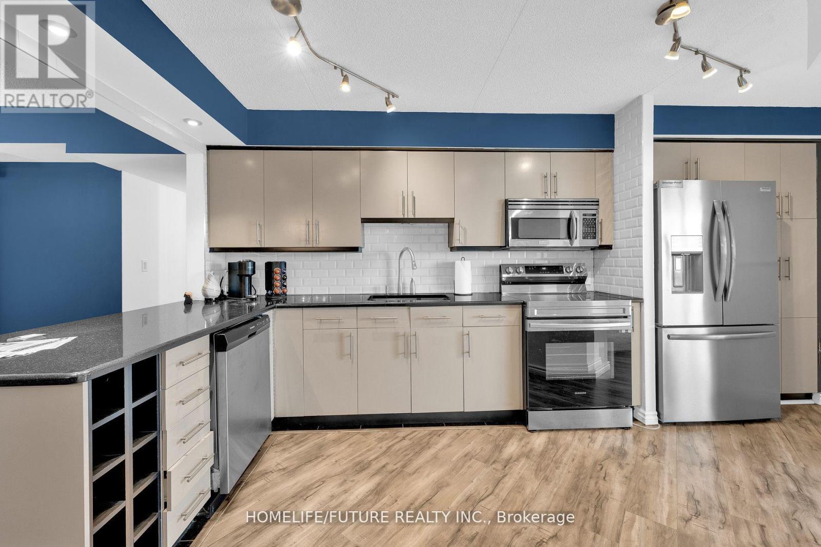 3003 - 150 Park Street W, Windsor, Ontario  N9A 7A2 - Photo 9 - X12216878