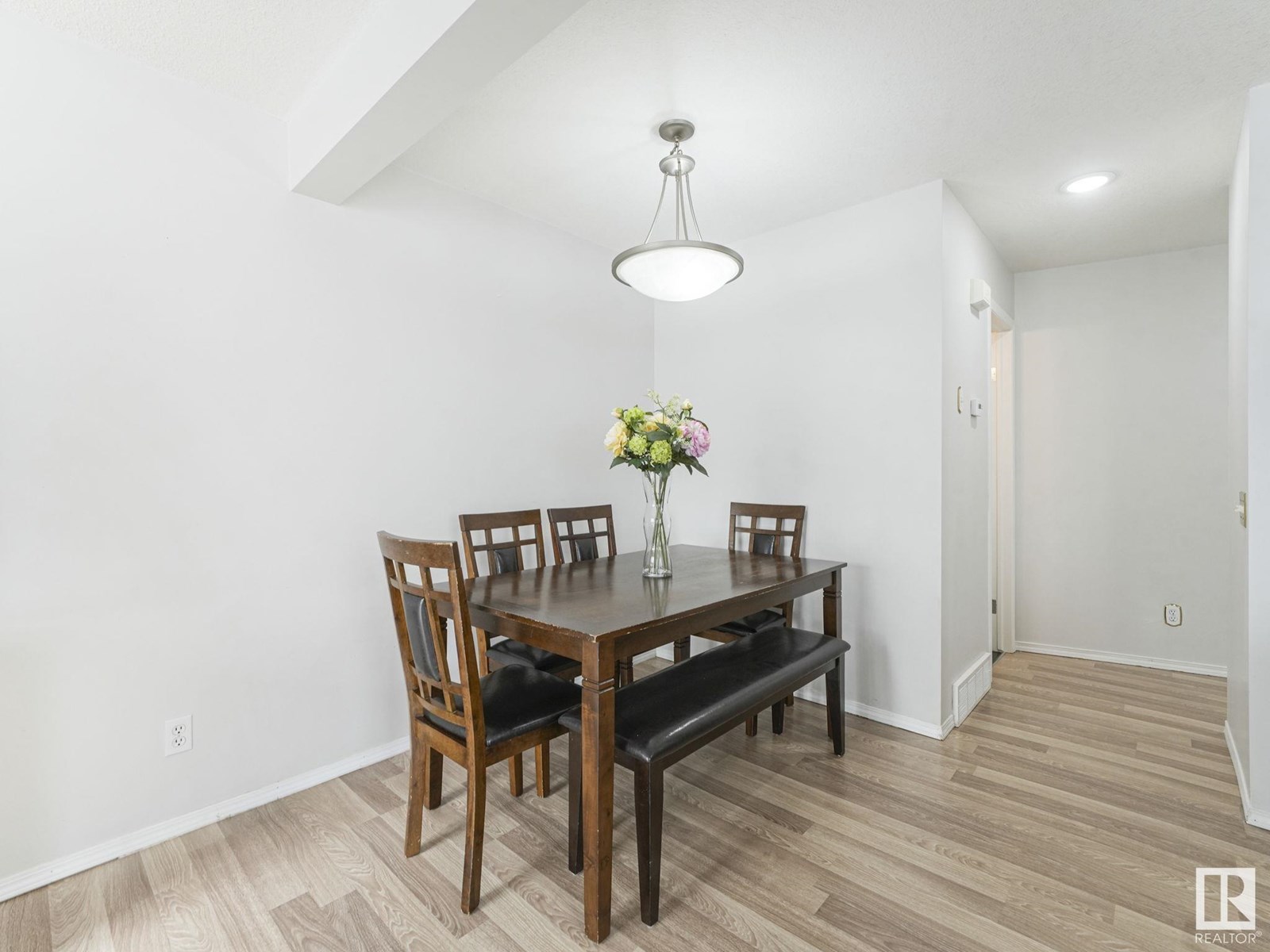 Property at #183 230 EDWARDS DR SW image 3