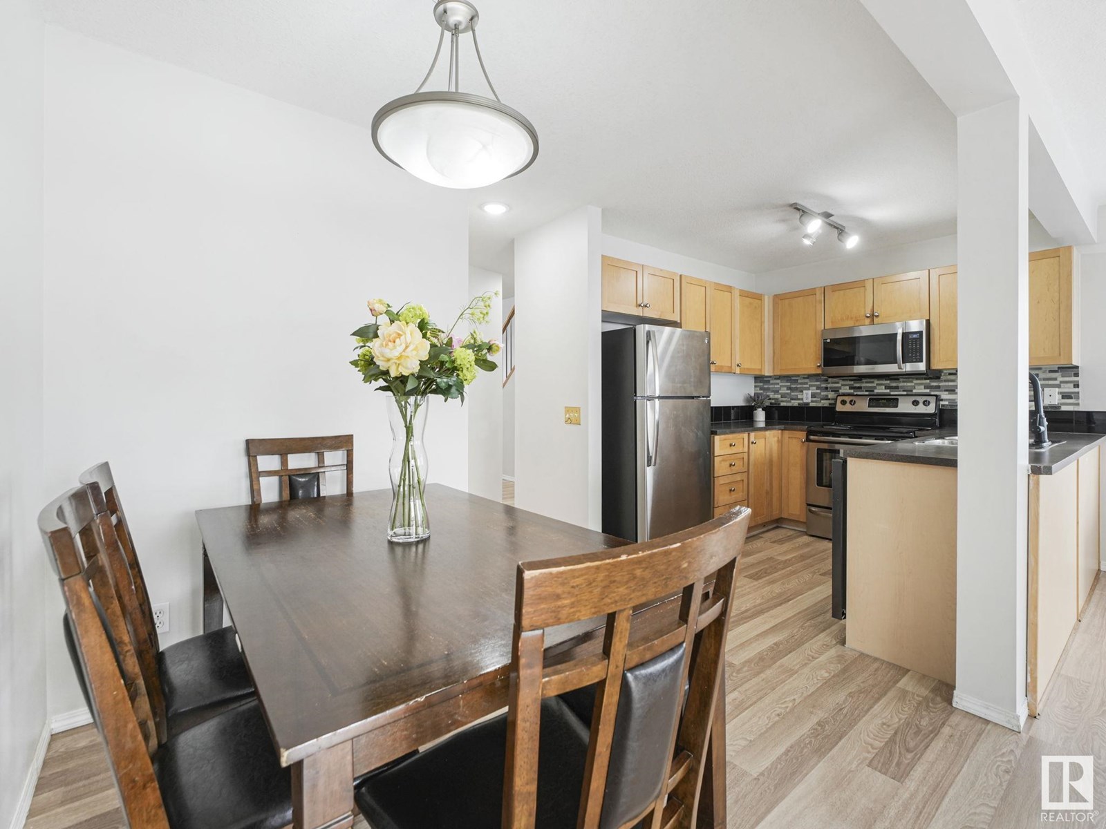 Property at #183 230 EDWARDS DR SW image 4